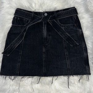 Abercrombie & Fitch Natural Rise Jean Skirt in Black